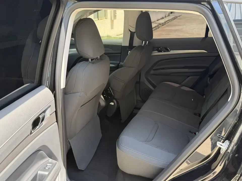 Ford Equator Sport Leading 2023 EcoBoost 170 2024 — thumbnail 5
