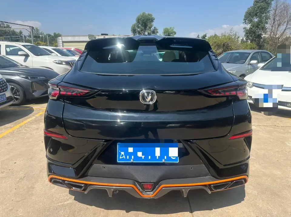 Changan UNI-T Changan UNI-T 2022 1.5T Premium 2023 — thumbnail 2