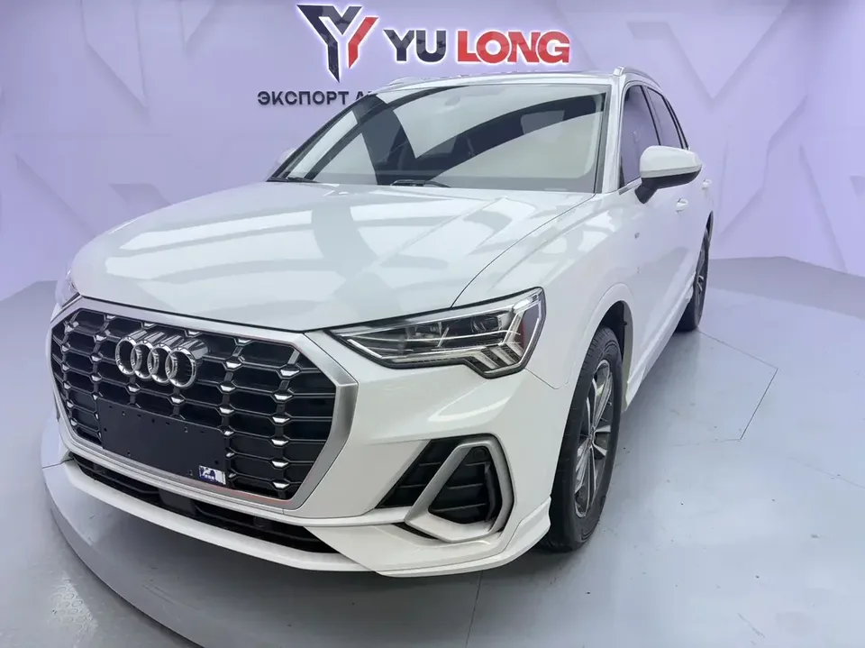 Audi Q3 Audi Q3 2021 35 TFSI Progressive Elegance 2022 — photo 1, buy with delivery to Moscow