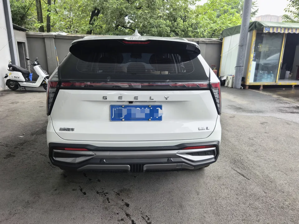 Geely Atlas L Boyue L 2023 1.5TD DCT Premium 2023 — thumbnail 2