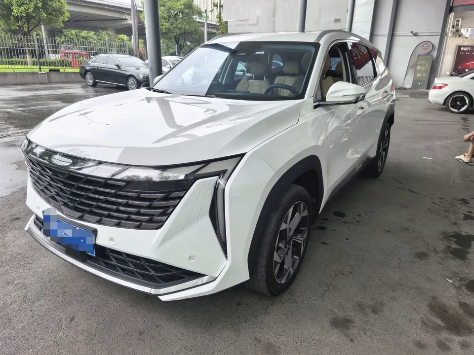 Geely Atlas L Boyue L 2023 1.5TD DCT Premium 2023 — photo 1, buy with delivery to Moscow