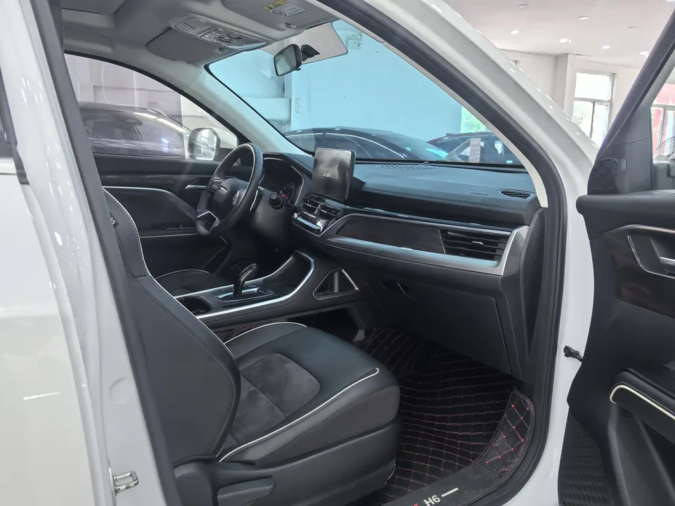 Haval H6 Haval H6 2023 National Trend Edition 1.5T Automatic City Edition 2024 — thumbnail 3