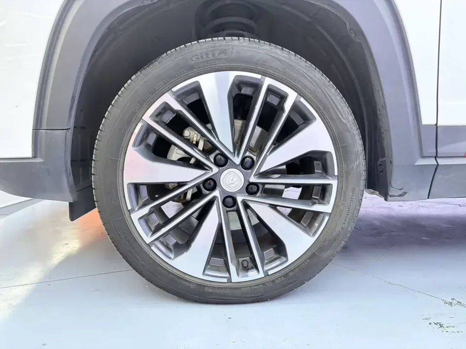 Changan CS35 Plus Changan CS35 PLUS 2023 Enjoyable Edition Blue Whale NE 1.4T DCT Premium Edition 2023 — thumbnail 4