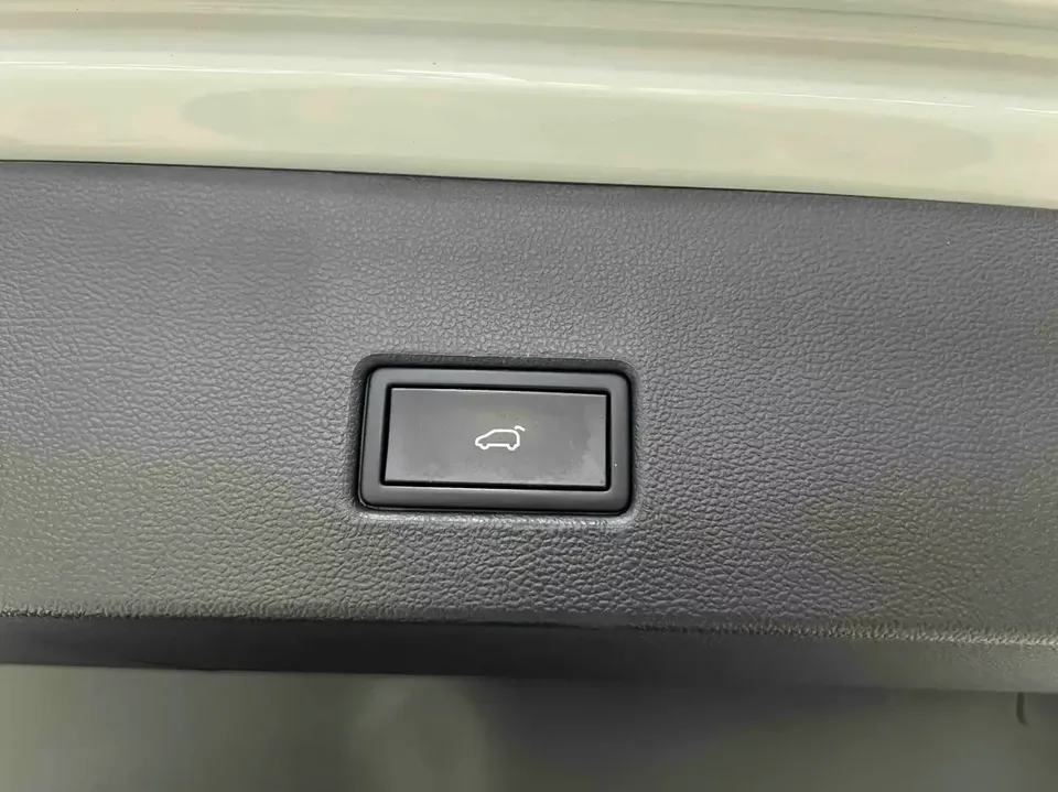 Volkswagen T-Roc TANG 2022 280TSI DSG 2WD Comfort PLUS 2022 — thumbnail 4