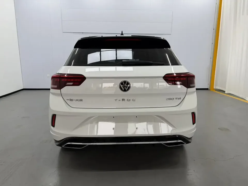 Volkswagen T-Roc TANG 2022 280TSI DSG 2WD R-Line Pro PLUS 2022 — thumbnail 2