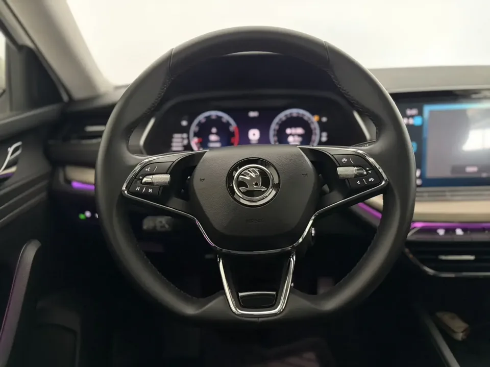 Skoda Octavia Octavia 2022 PRO TSI280 DSG Luxury Edition 2023 — thumbnail 5