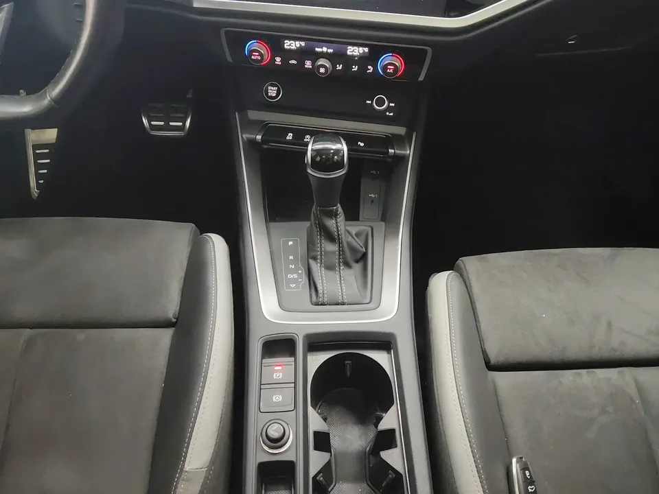 Audi Q3 Audi Q3 2023 35 TFSI Stylish Dynamic 2023 — thumbnail 3