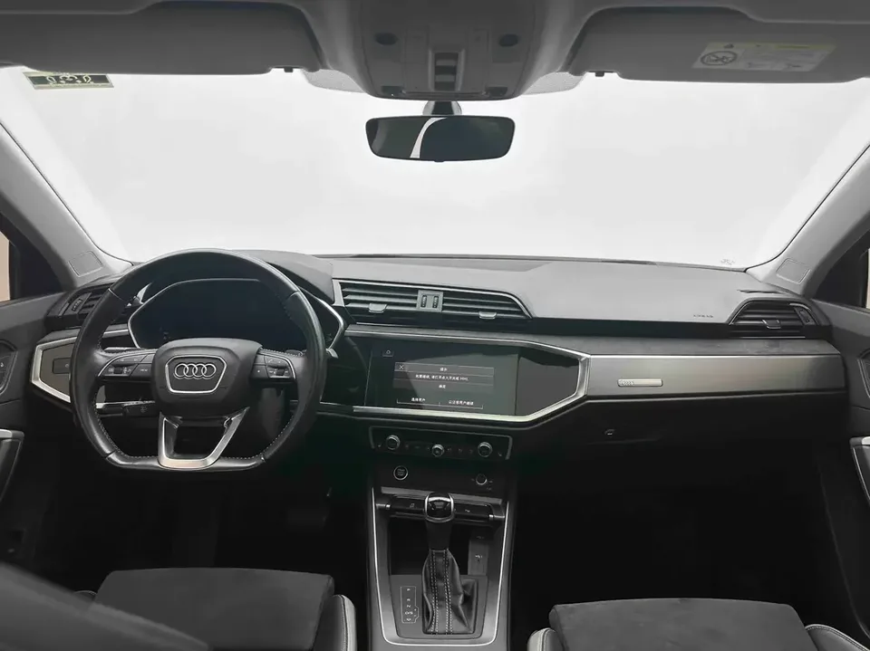 Audi Q3 Audi Q3 2022 35 TFSI Stylish Dynamic 2022 — thumbnail 4