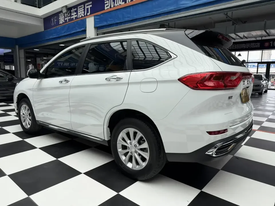 Haval M6 Haval M6 2021 PLUS 1.5T DCT Luxury Intelligent Connection 2022 — thumbnail 2