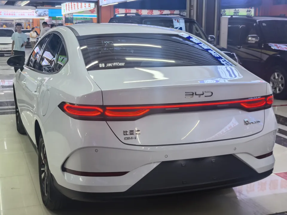 BYD Qin PLUS DM Qin PLUS DM 2026 DM-i 128KM Progressive 2025 — thumbnail 3