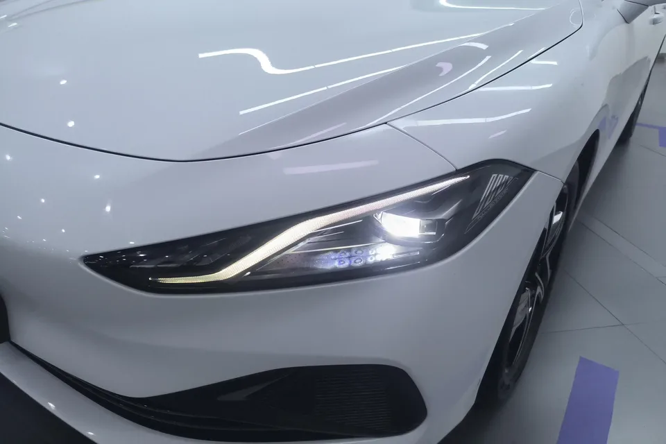 Roewe D7 DMH Roewe D7 DMH 2023 125 Excellence Edition 2024 — thumbnail 2