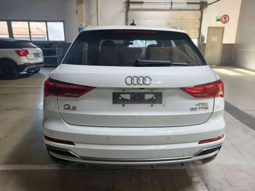 Audi Q3 Audi Q3 2022 35 TFSI Stylish Dynamic 2022 — thumbnail 2
