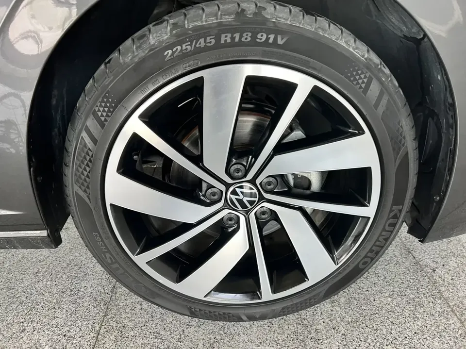 Volkswagen Sagitar Sagitar 2024 300TSI DSG Beyond Edition 2024 — миниатюра 3