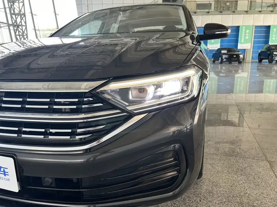 Volkswagen Sagitar Sagitar 2024 300TSI DSG Beyond Edition 2024 — миниатюра 5