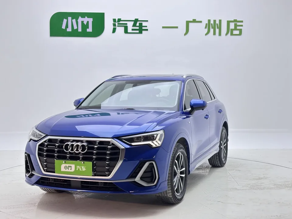 Audi Q3 Audi Q3 2022 35 TFSI Progressive Dynamic 2022 — photo 1, buy with delivery to Moscow