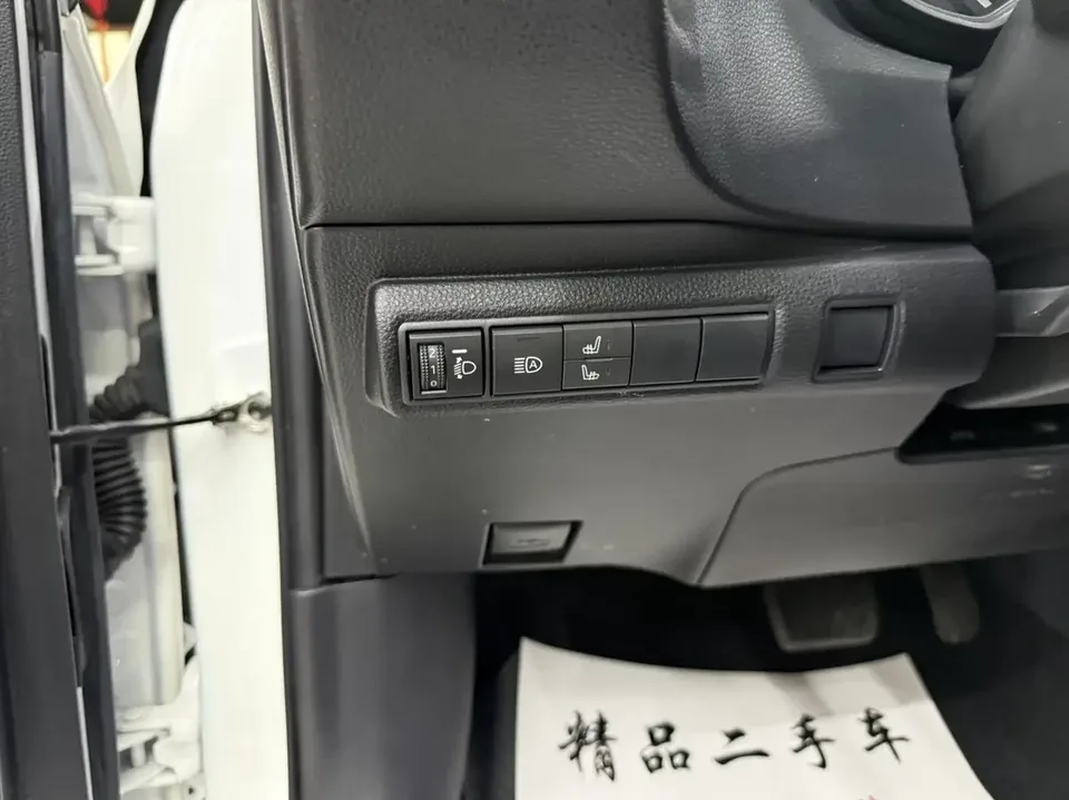 Toyota Levin Lei Ling 2022 185T CVT Deluxe Edition 2022 — thumbnail 4