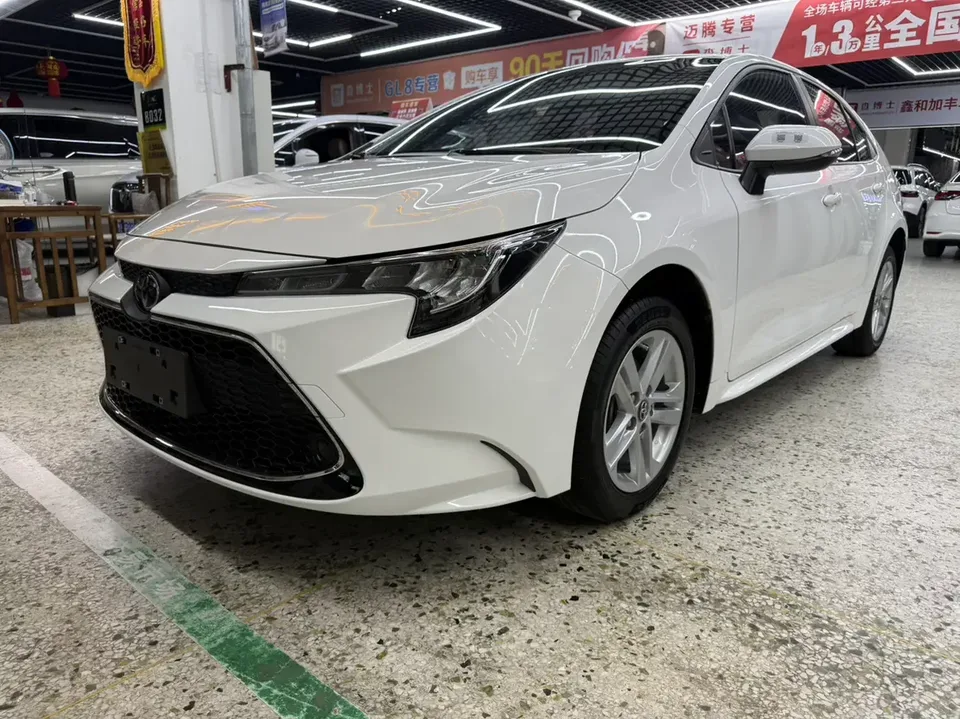 Toyota Levin Lei Ling 2022 185T CVT Deluxe Edition 2022 — photo 1, buy with delivery to Moscow