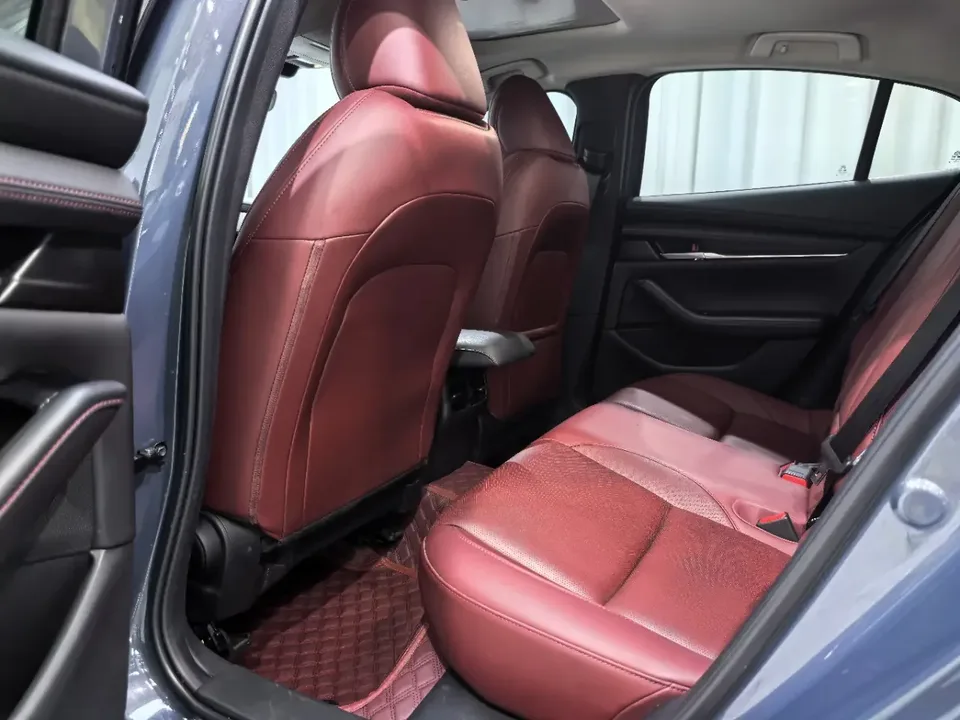 Mazda Axela Mazda3 Angkesela 2022 2.0L Automatic Elegant Edition 2022 — миниатюра 4