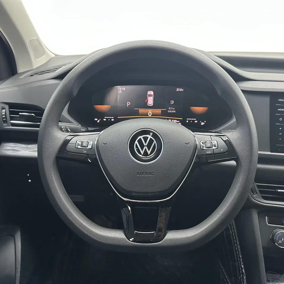 Volkswagen Tharu tuyue 2022 280TSI 2WD Fashion Edition 2022 — thumbnail 4