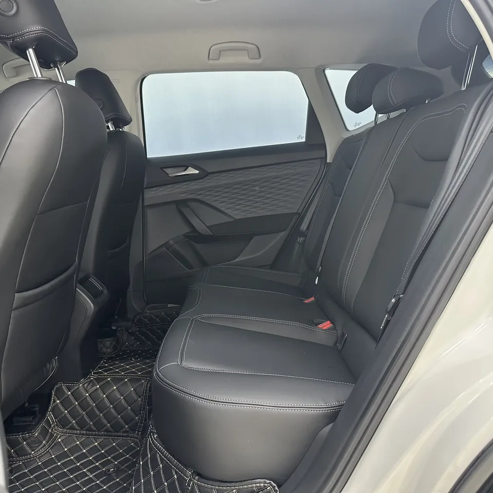 Volkswagen Tharu tuyue 2022 280TSI 2WD Fashion Edition 2022 — thumbnail 5