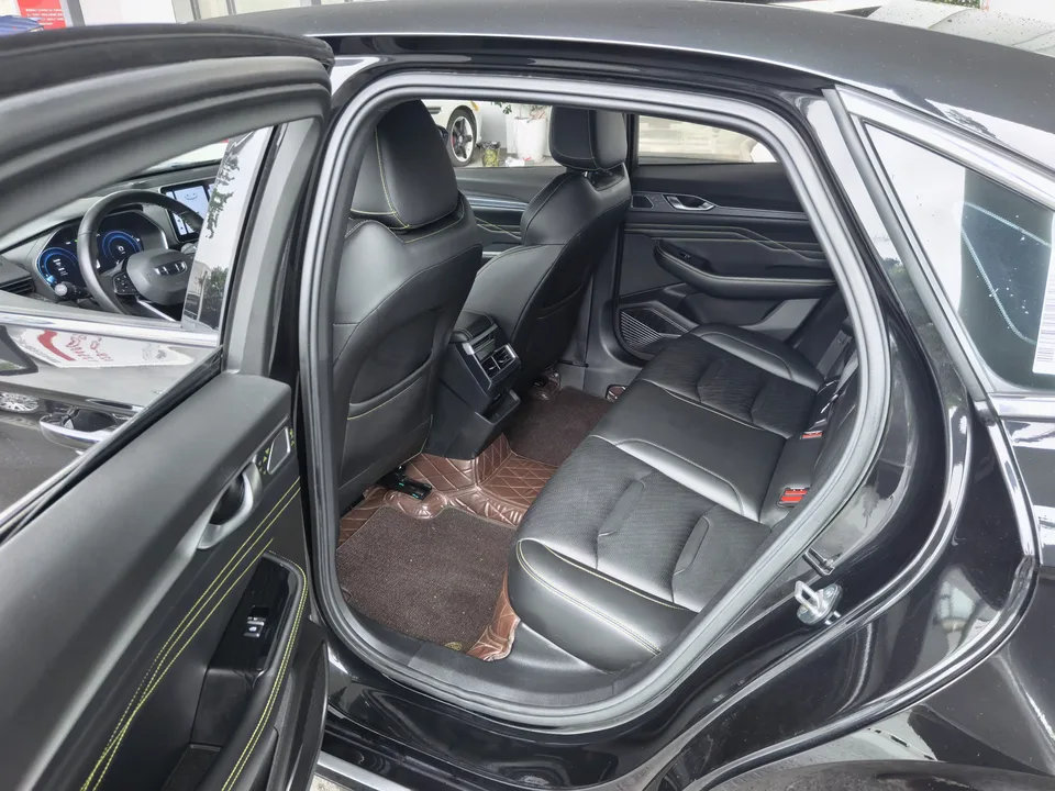 Geely Preface Xing Rui 2023 1.5T Kunlun Edition 2024 — thumbnail 4
