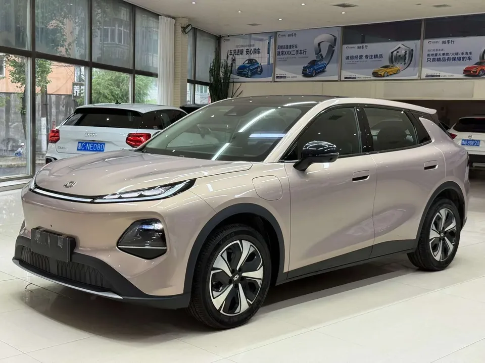 Changan Qiyuan Q05 Changan Qiyuan Q05 2026 506 Max+ 2025 — photo 1, buy with delivery to Moscow