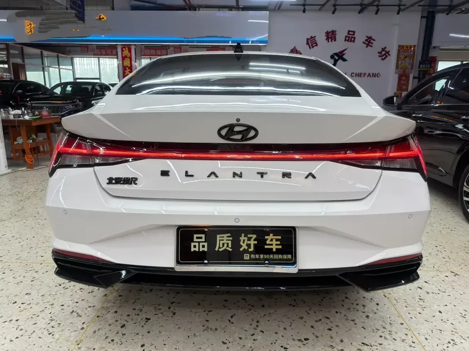 Hyundai Elantra Elantra 2021 1.5L CVT LUX Premium Edition 2022 — thumbnail 2