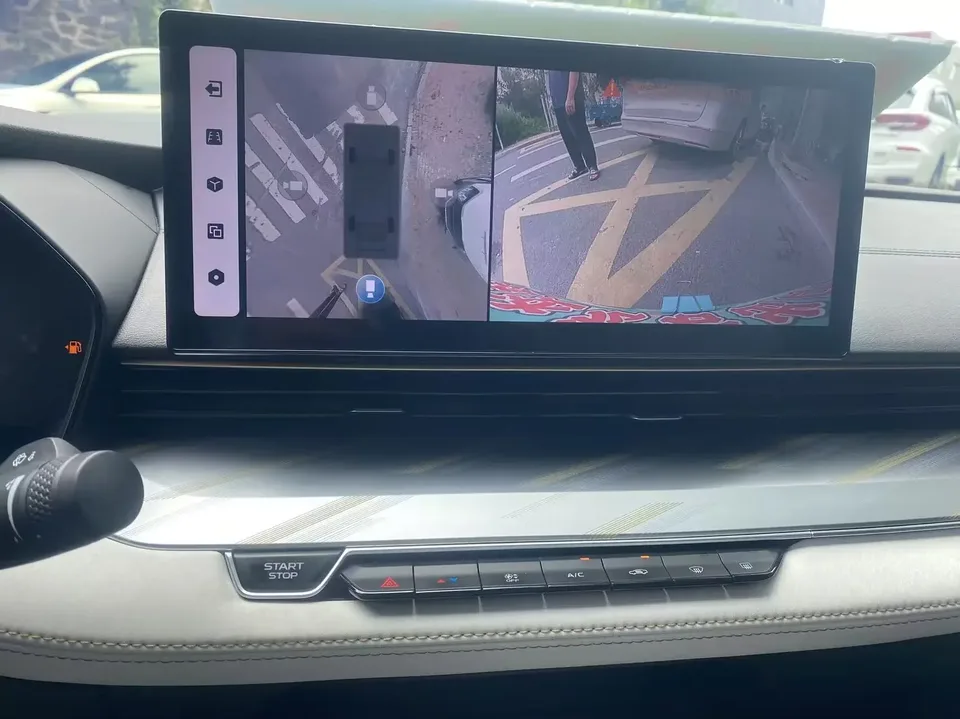 Geely Emgrand L Emgrand L 2022 1.4T CVT 2022 — thumbnail 3
