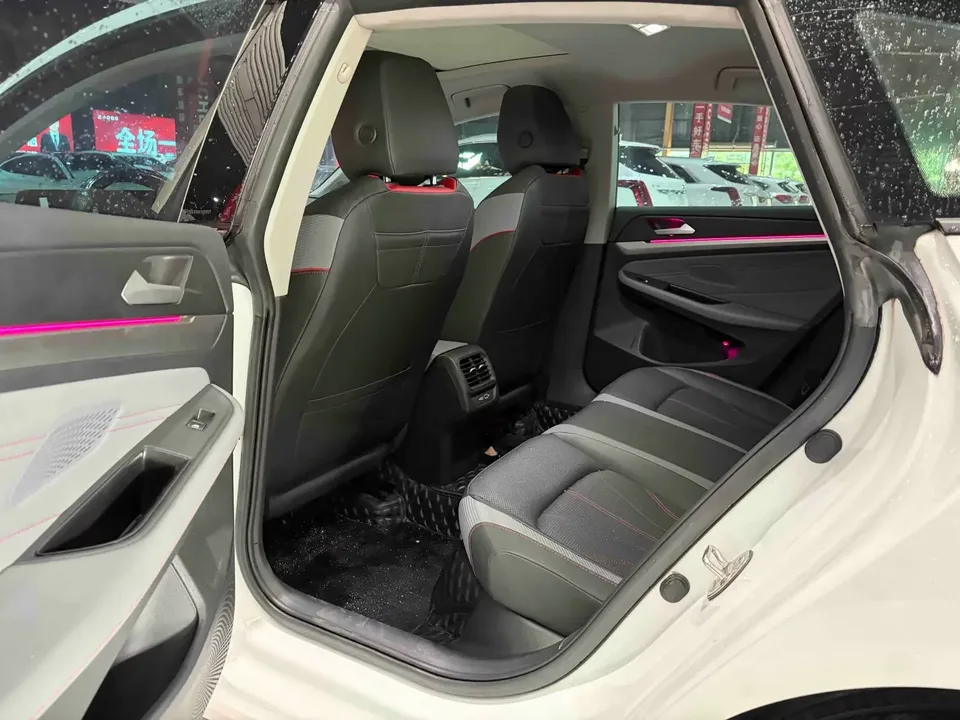 Volkswagen Lamando Lingdu 2023 Lingdu L 280TSI DSG Hot Edition 2024 — thumbnail 3