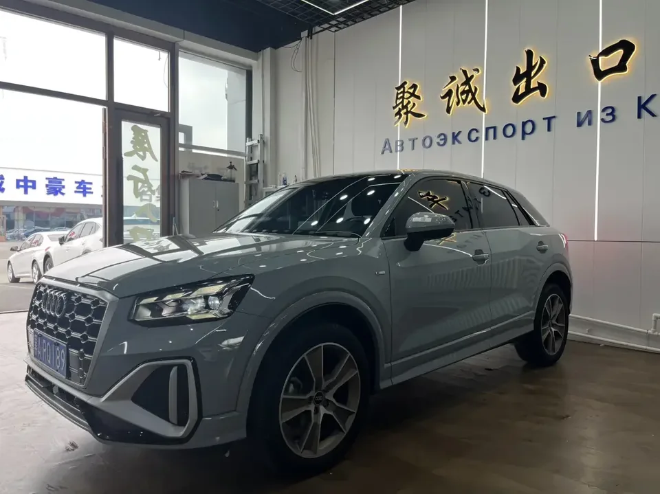 Audi Q2L Audi Q2L 2022 35 TFSI Stylish Dynamic 2022 — photo 1, buy with delivery to Moscow