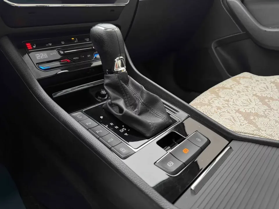Skoda Superb Speedy 2023 TSI280 DSG Premium Edition 2023 — thumbnail 4