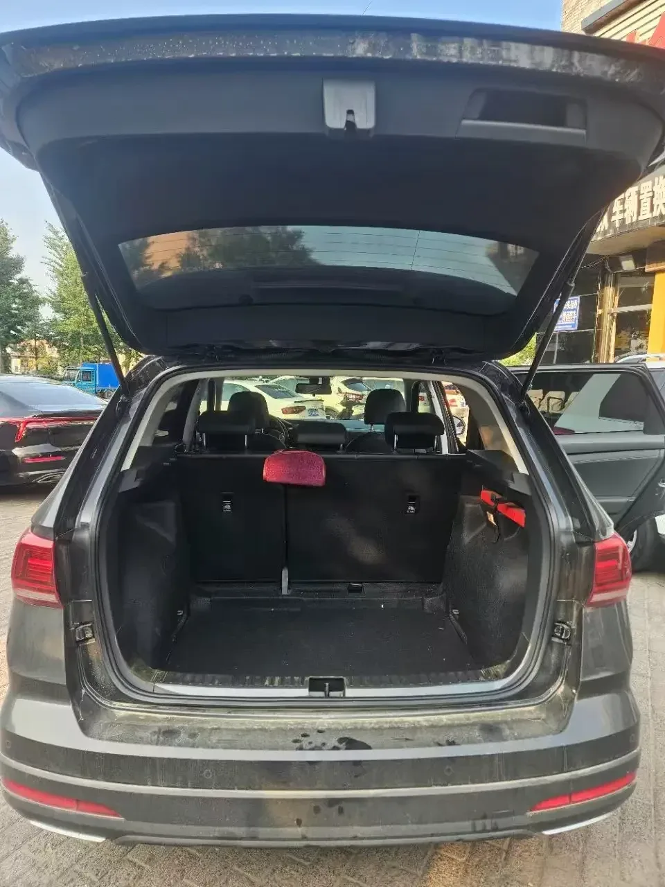 Volkswagen Tharu tuyue 2022 280TSI 2WD Deluxe Edition 2023 — thumbnail 3