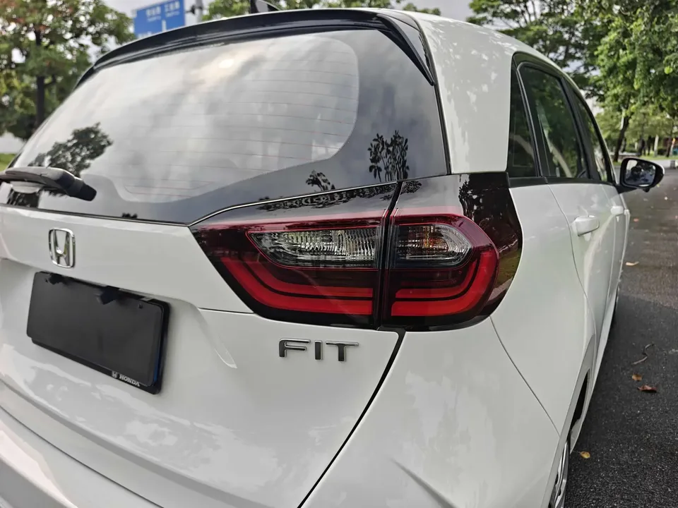 Honda FIT Fit 2022 1.5L CVT Unlimited MUGEN Edition 2023 — thumbnail 3