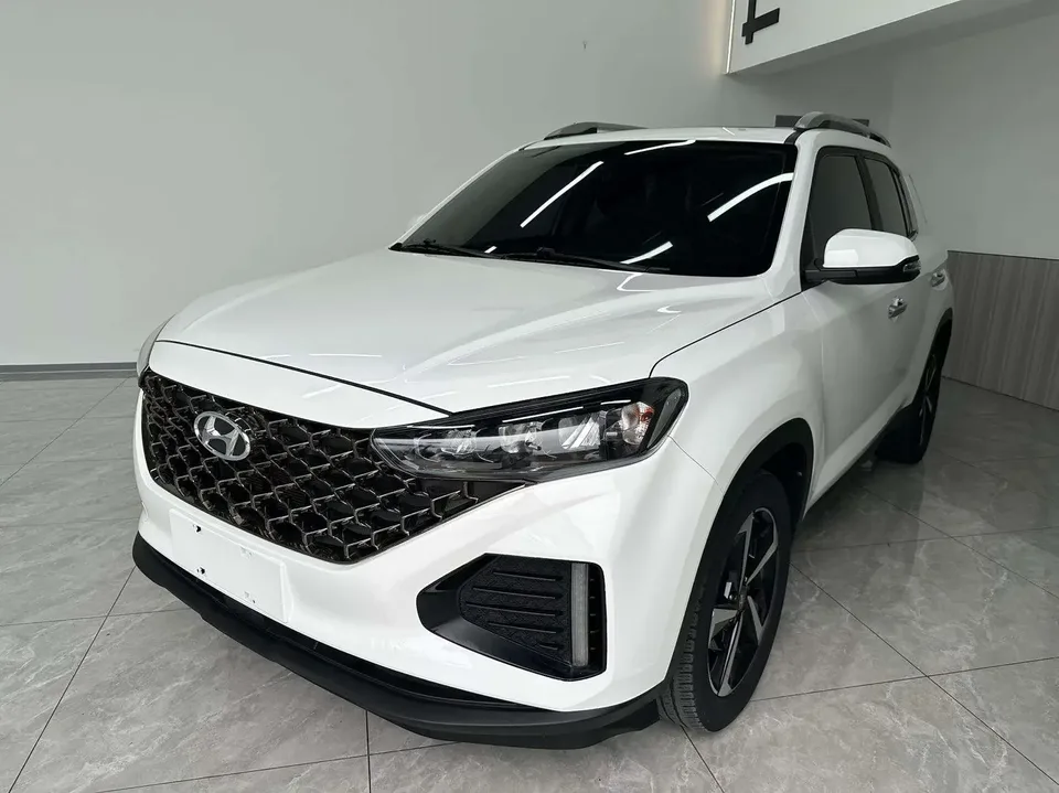 Hyundai ix35 Hyundai ix35 2021 240T GDi DCT 2WD Leading Edition GLS 2023 — photo 1, buy with delivery to Moscow