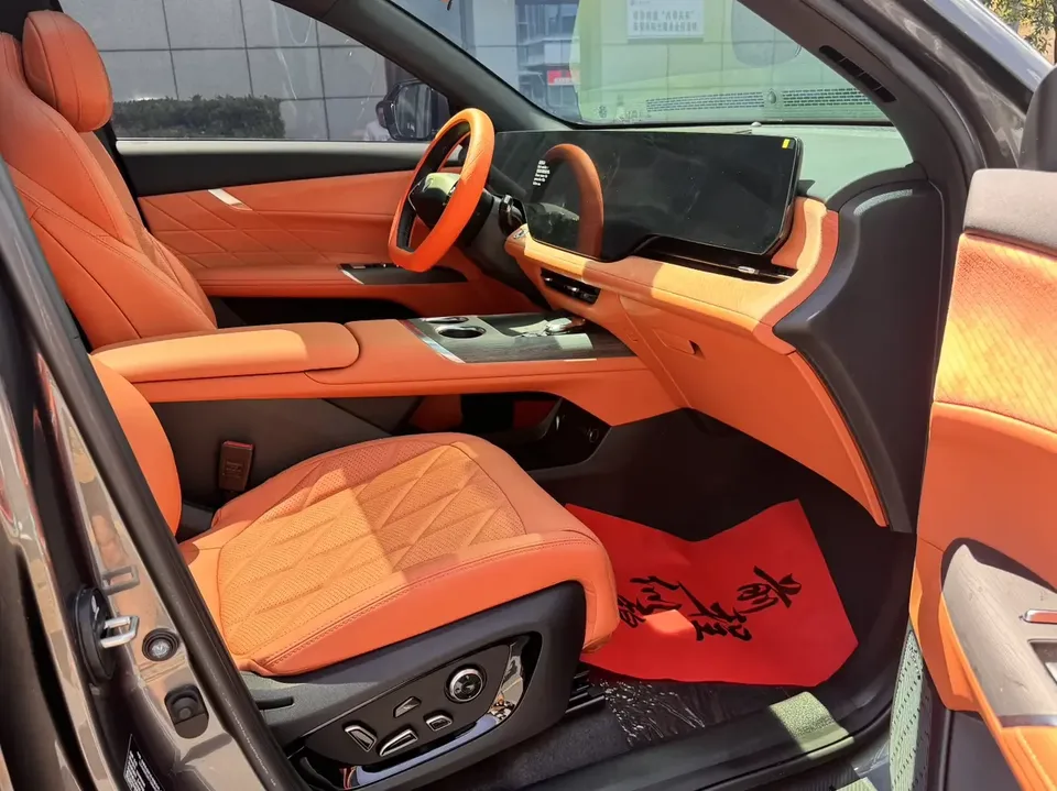 Changan CS75PLUS Changan CS75 PLUS 2025 The fourth generation 1.5T new Blue Whale smart flagship model 2025 — thumbnail 3