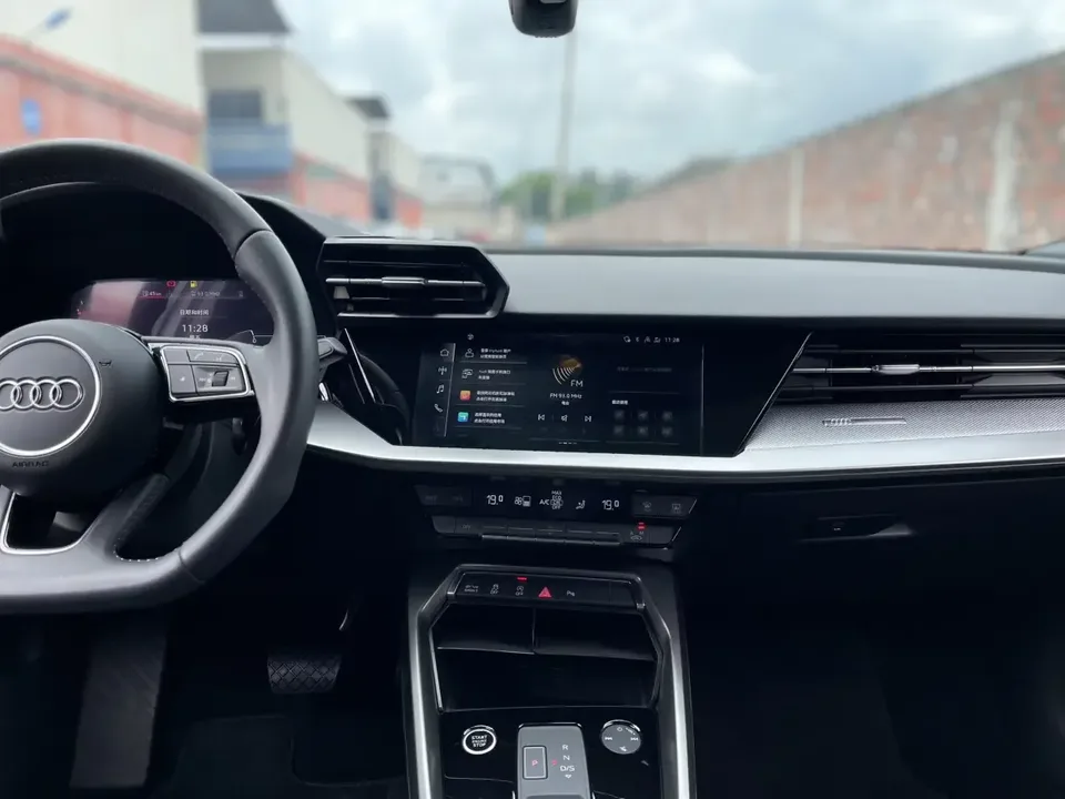Audi A3 Audi A3 2022 A3L Limousine 35 TFSI Luxury Sports 2022 — миниатюра 3