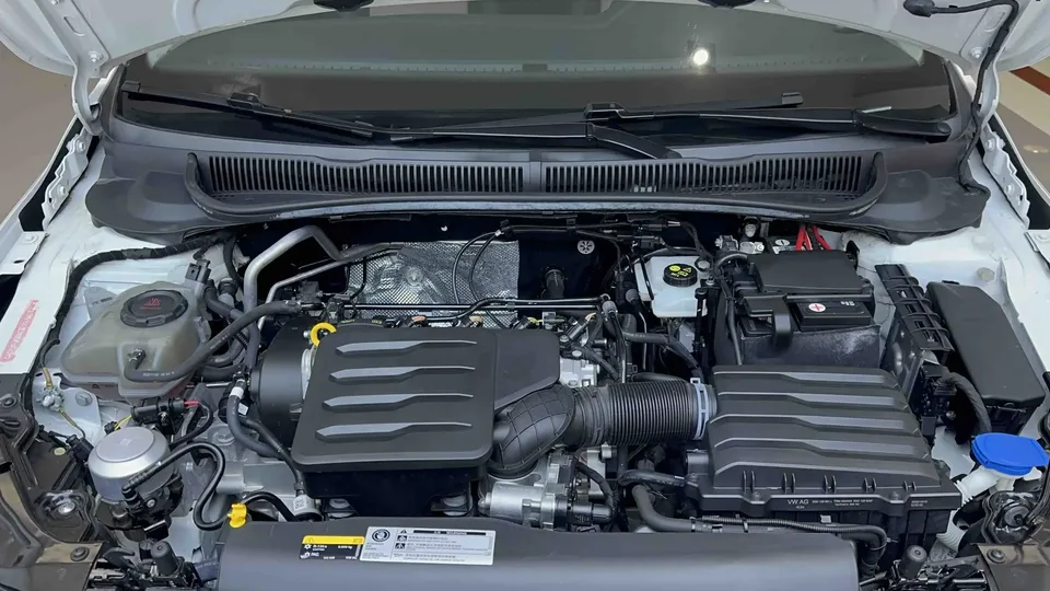 Volkswagen Polo Polo 2023 Plus 1.5L Automatic Panoramic Enjoyment Edition 2023 — thumbnail 3