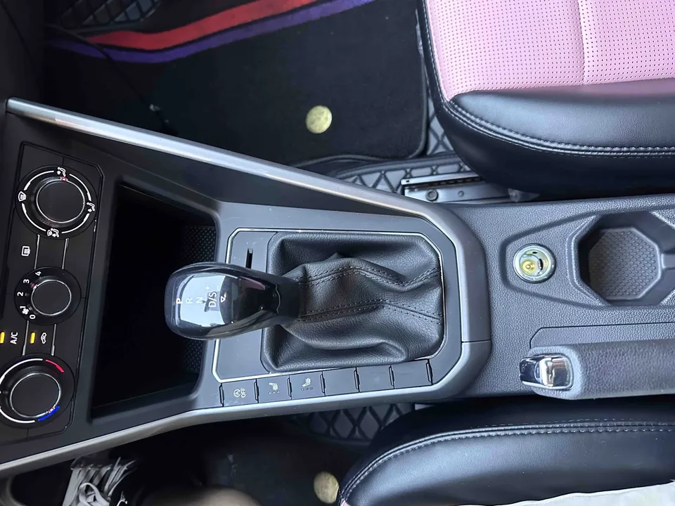 Volkswagen Polo Polo 2023 Plus 1.5L Automatic Panoramic Enjoyment Edition 2023 — thumbnail 5