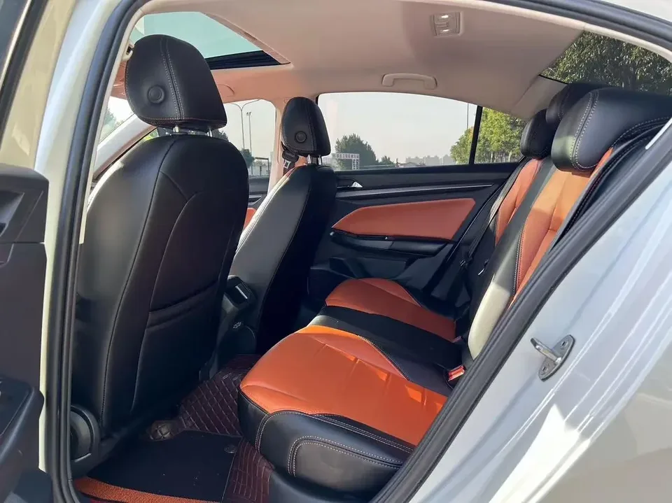 Volkswagen Bora Bora 2023 1.5L Automatic Limited Edition 2023 — thumbnail 3