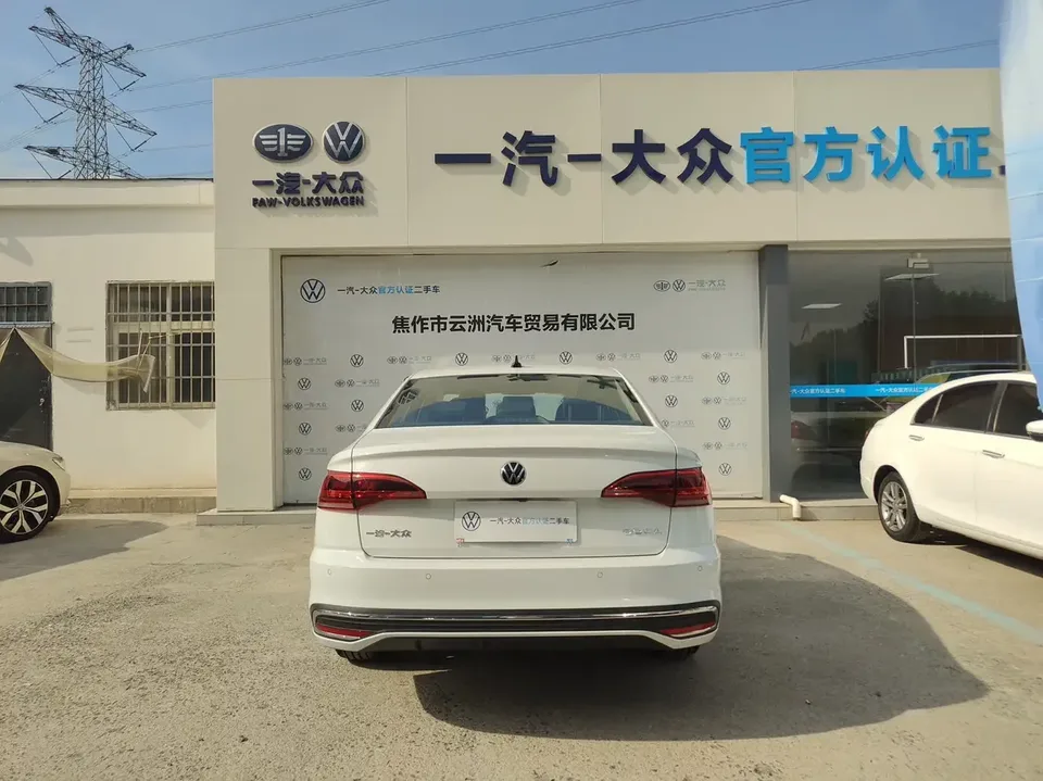 Volkswagen Bora Bora 2025 200TSI DSG Joy Travel PRO Edition 2025 — thumbnail 4