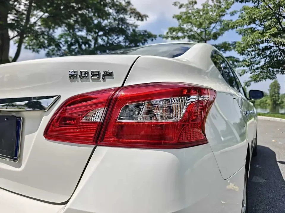 Nissan Sylphy Sylphy 2022 1.6L XL CVT Enjoy Edition 2022 — thumbnail 3