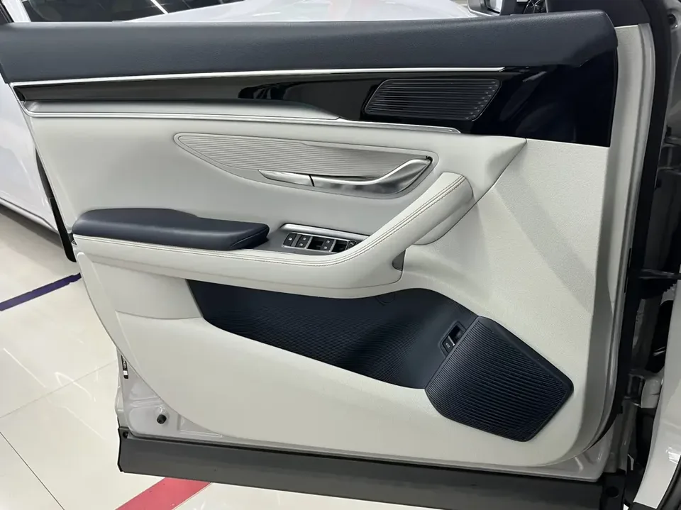 BYD Song PLUS DM Song PLUS DM 2024 DM-i Honor Edition 110KM Flagship 2024 — thumbnail 3