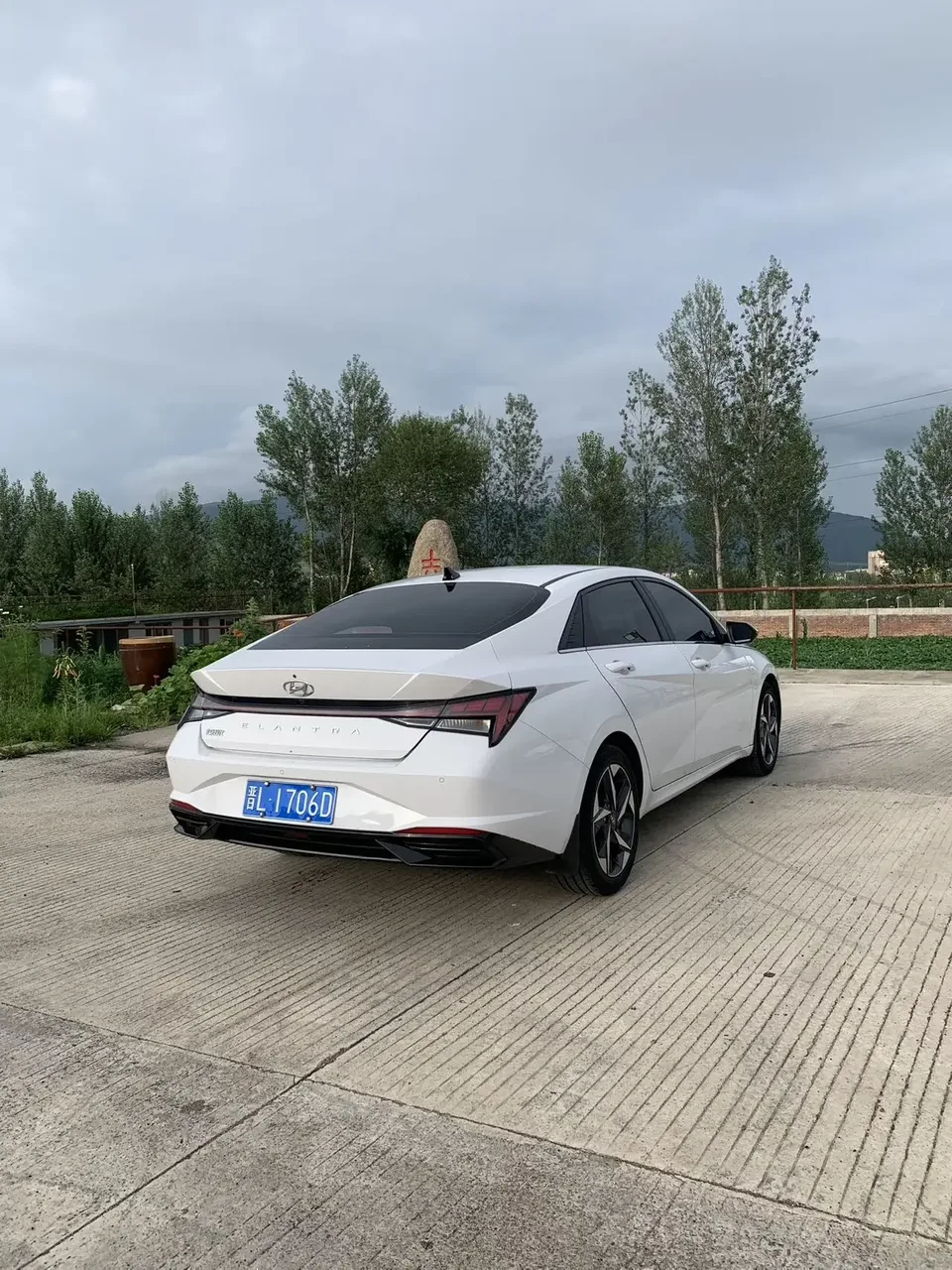 Hyundai Elantra Elantra 2022 1.5L CVT LUX Premium Edition 2022 — thumbnail 4