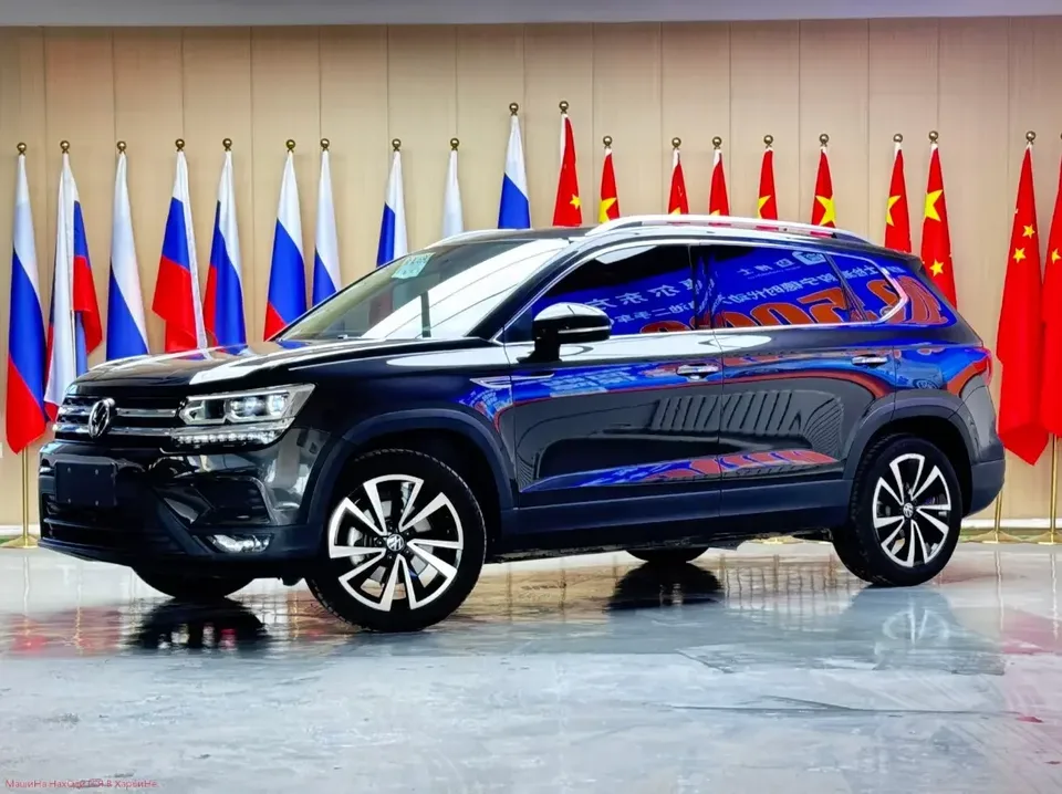 Volkswagen Tharu tuyue 2021 280TSI 2WD Luxury Edition PLUS 2022 — photo 1, buy with delivery to Moscow
