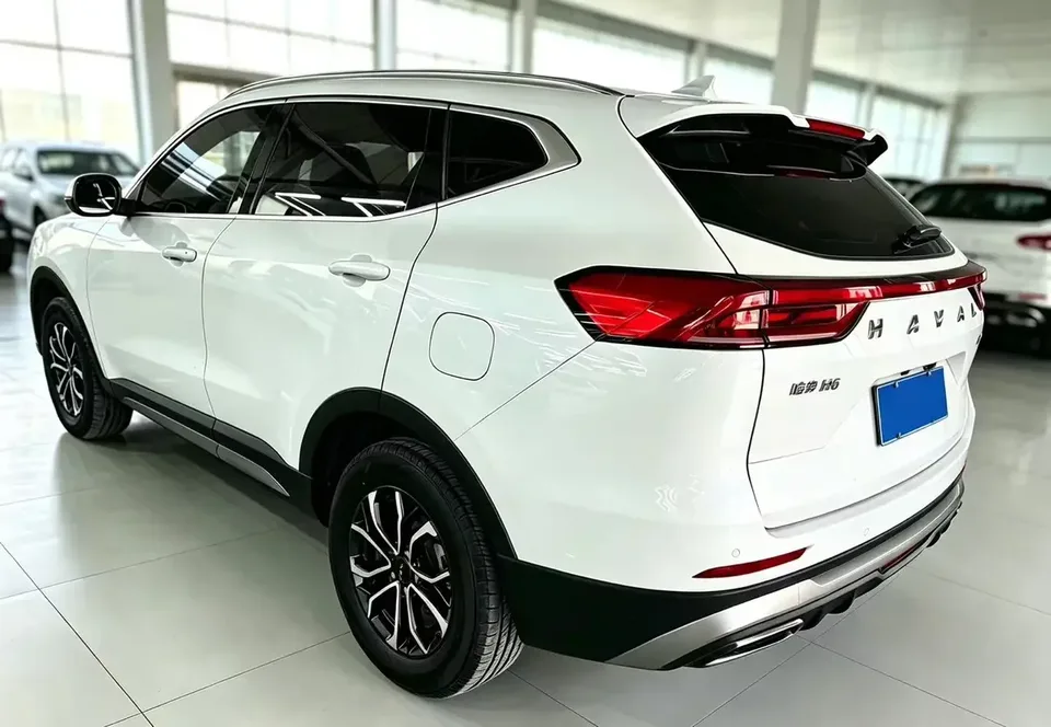 Haval H6 Haval H6 2021 Second generation 1.5T automatic city version 2023 — thumbnail 4