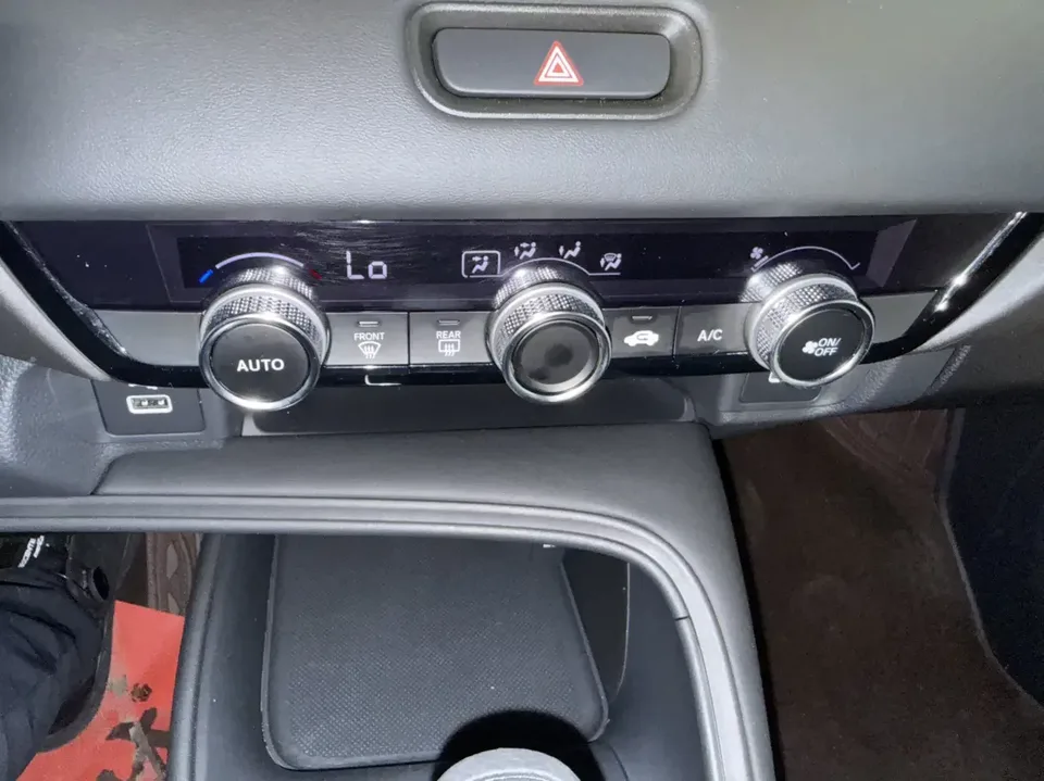 Honda VEZEL Binzhi 2023 1.5L CVT Technology Edition 2023 — thumbnail 3