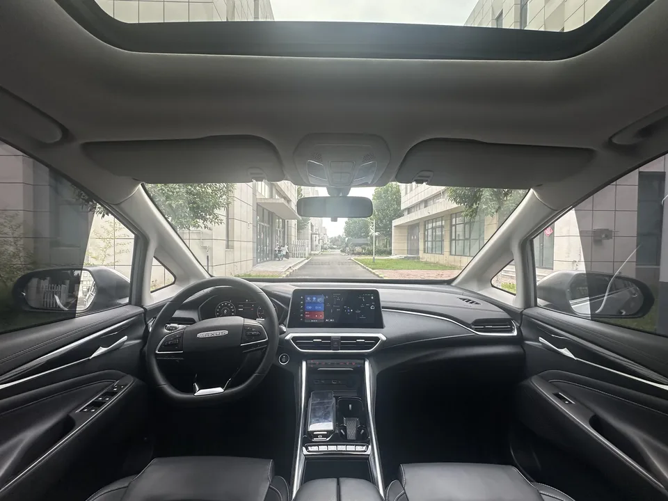 Datong Maxus G50 Maxus G50 2024 PLUS 1.5T Automatic Happiness Recommended Escort Edition 2024 — thumbnail 4