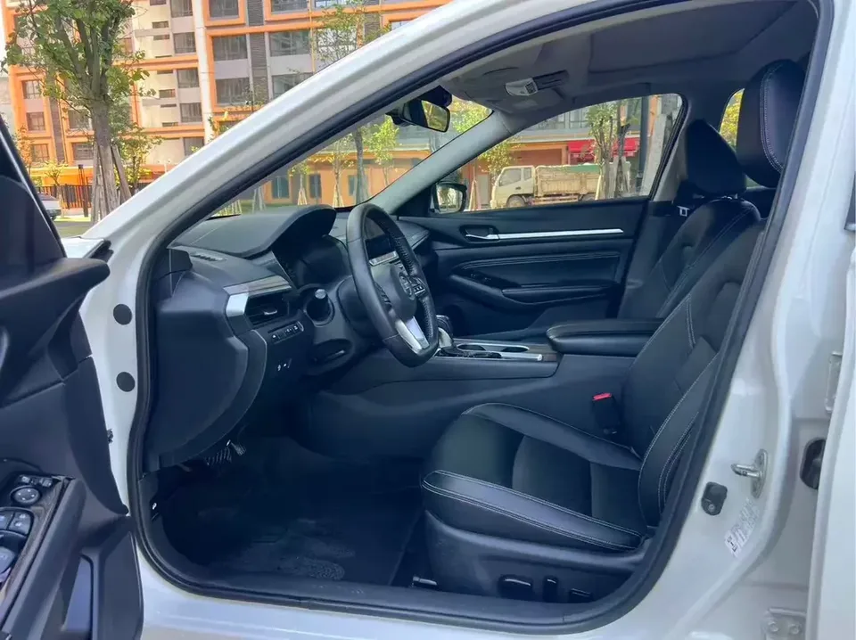 Nissan Altima Sound of nature 2021 2.0L XL Comfort Edition 2022 — thumbnail 5