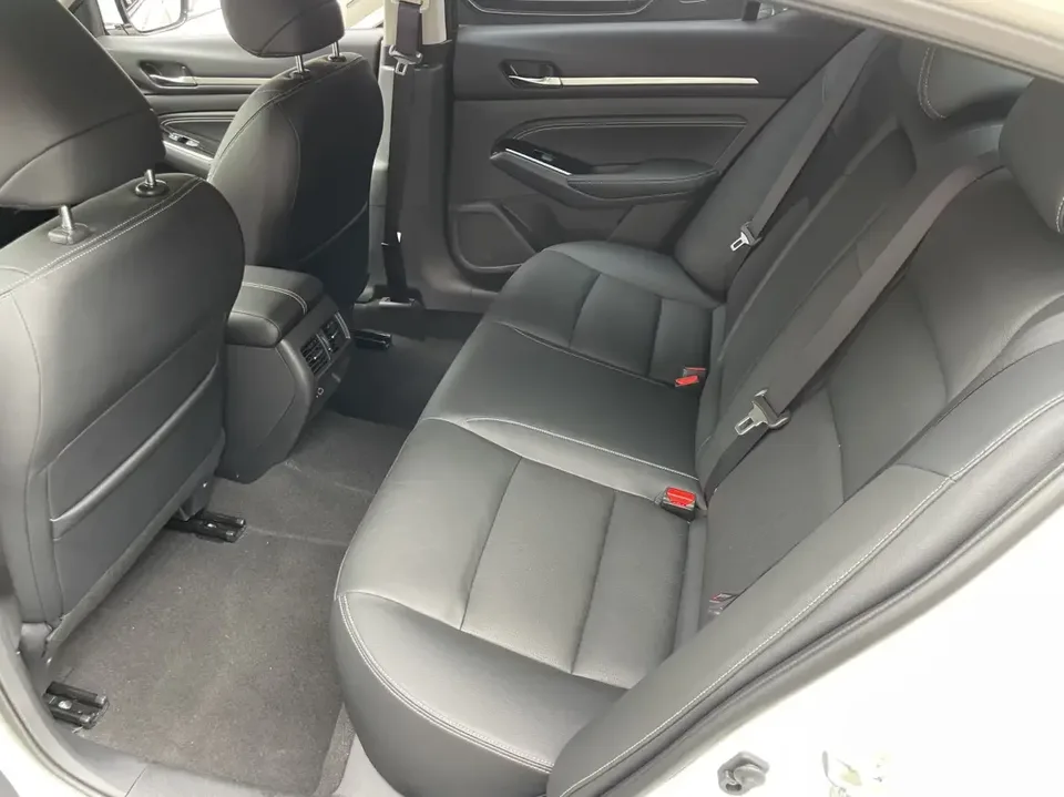 Nissan Altima Sound of nature 2021 2.0L XL Comfort Edition 2022 — thumbnail 5