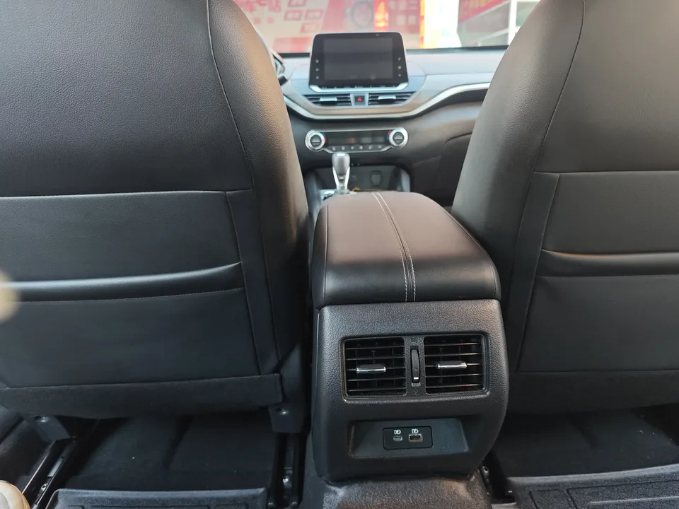 Nissan Altima Sound of nature 2021 2.0L XL Comfort Edition 2022 — thumbnail 4